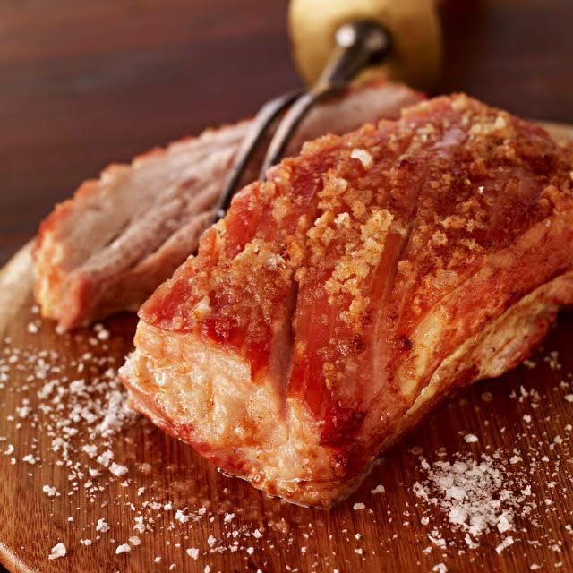 cách làm thịt lợn quay giòn bì
