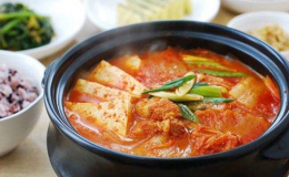 Cách nấu canh kim chi Hàn Quốc (CHUẨN) hương vị